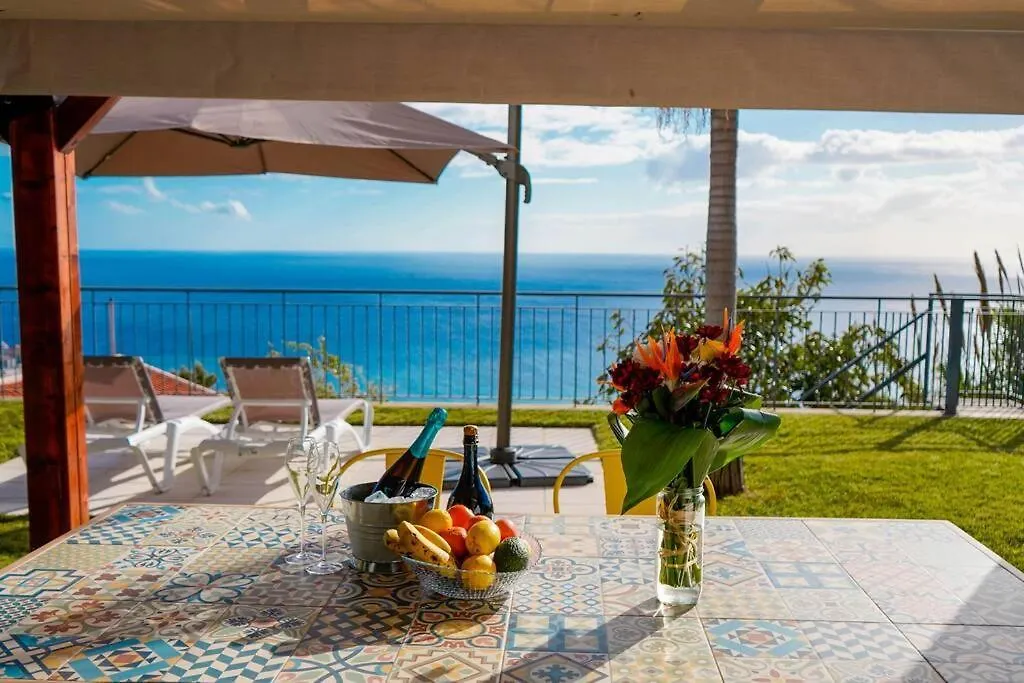 Сasa de vacaciones Jolie Maison Vue Sur L'Ocean Funchal